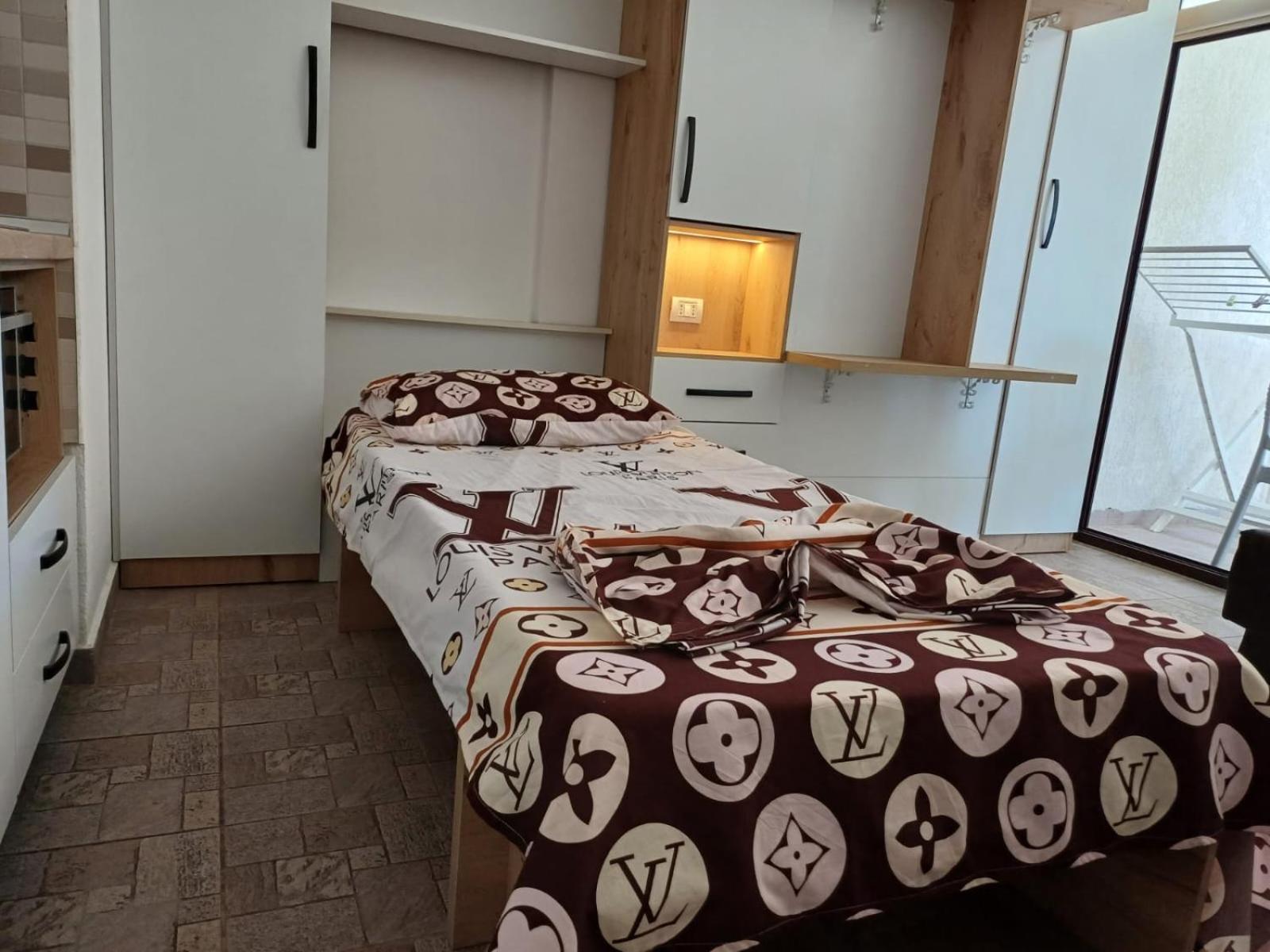 Flat Ergli Lägenhet Velipojë Exteriör bild